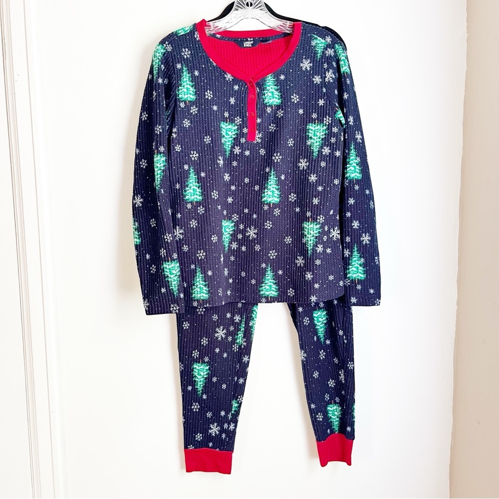 Lands' End Festive Holiday Trees Woman’s Pajama Set - Navy and Red and White